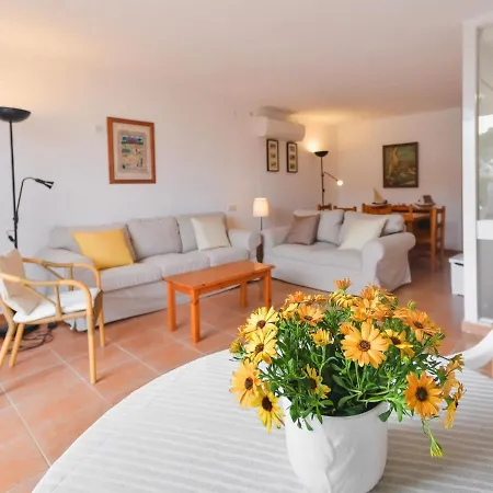 Emporion - Apt, Kpolitur * Platja d'Aro