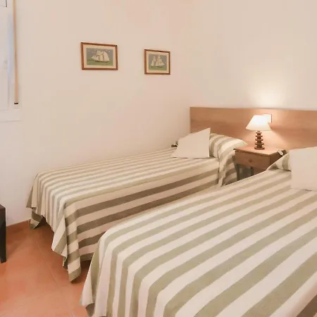 Apartment Emporion - Apt, Kpolitur *