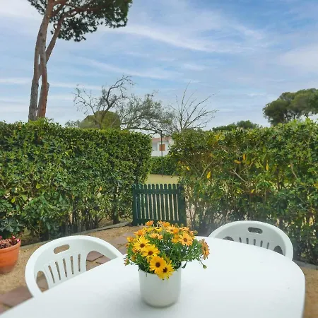 Emporion - Apt, Kpolitur Апартаменти