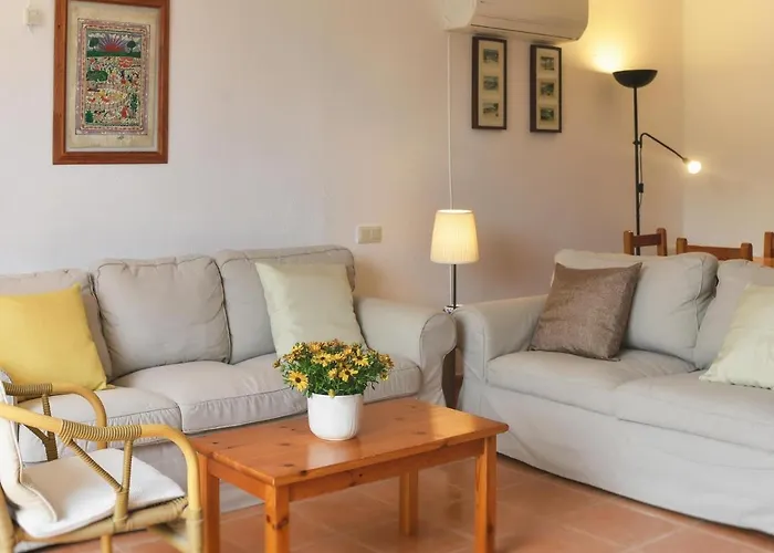 Emporion - Apt, Kpolitur